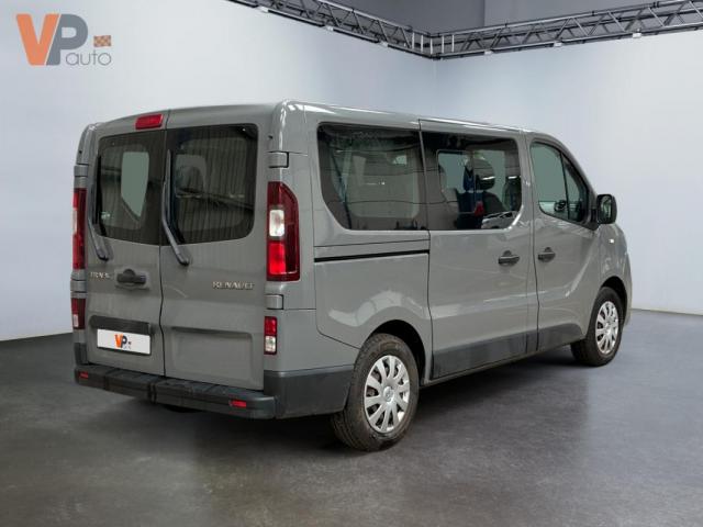 Renault Trafic image 8