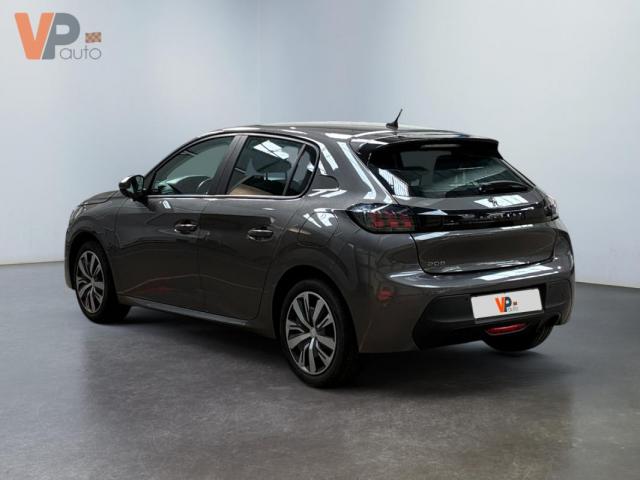 Peugeot 208 image 8
