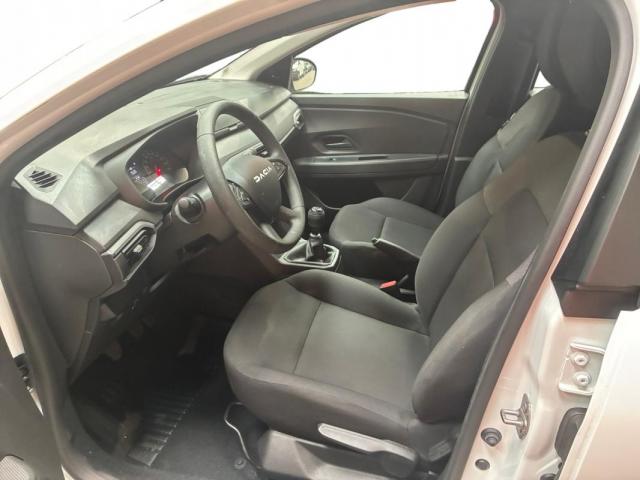 Dacia Sandero image 6