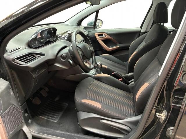 Peugeot 208 image 7