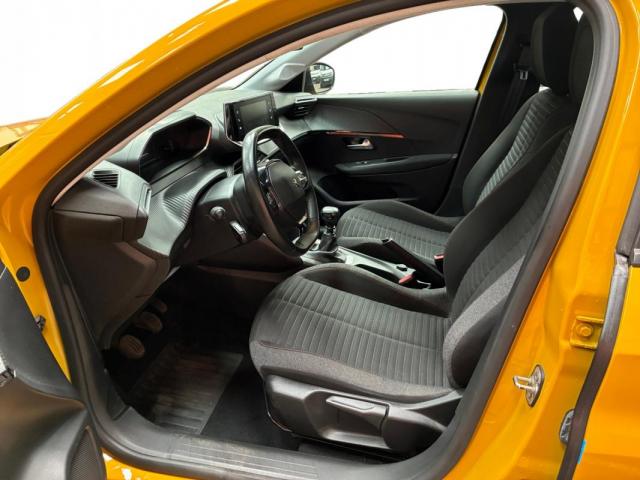 Peugeot 208 image 1