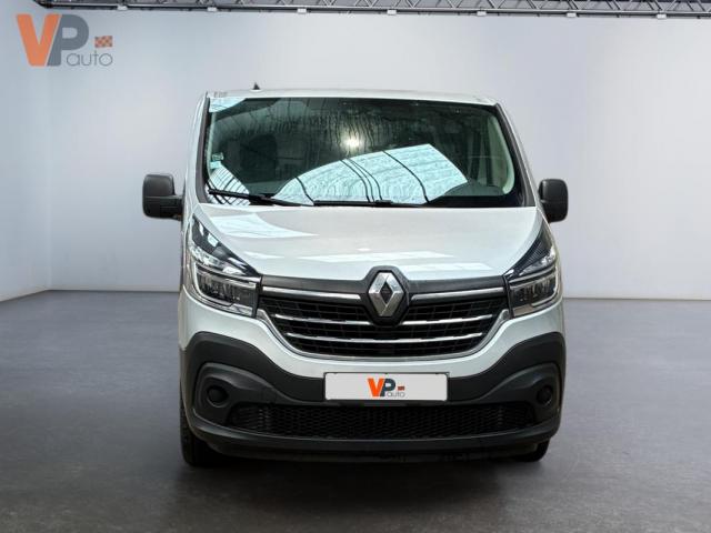 Renault Trafic image 8