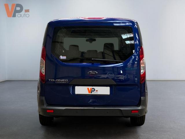 Ford Grand Tourneo Connect image 3