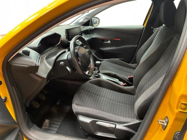 Peugeot 208 image 3