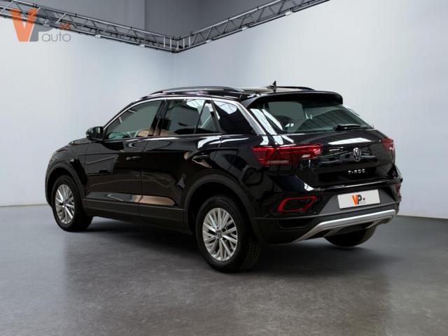 Volkswagen T-Roc image 2