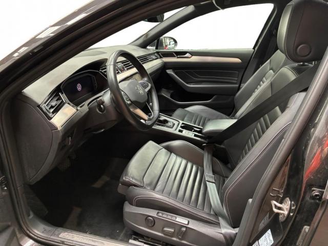 Volkswagen Passat Sw image 8