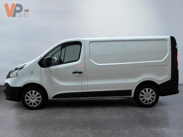 Renault Trafic image 2
