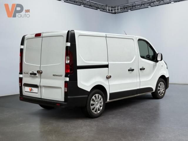 Renault Trafic image 4