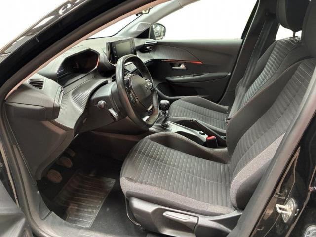 Peugeot 208 image 1