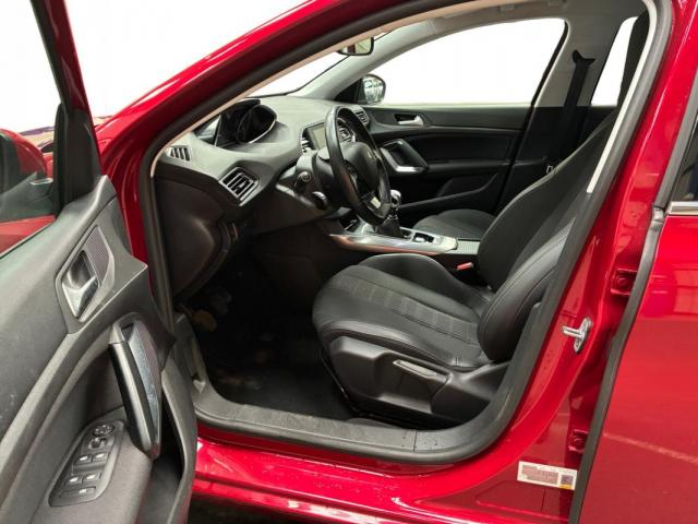 Peugeot 308 image 5