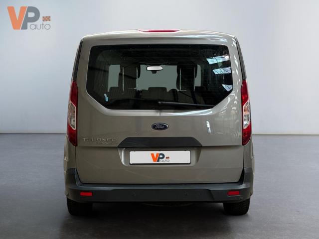 Ford Grand Tourneo Connect image 2