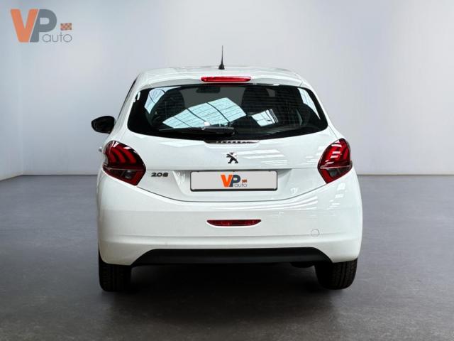 Peugeot 208 image 3