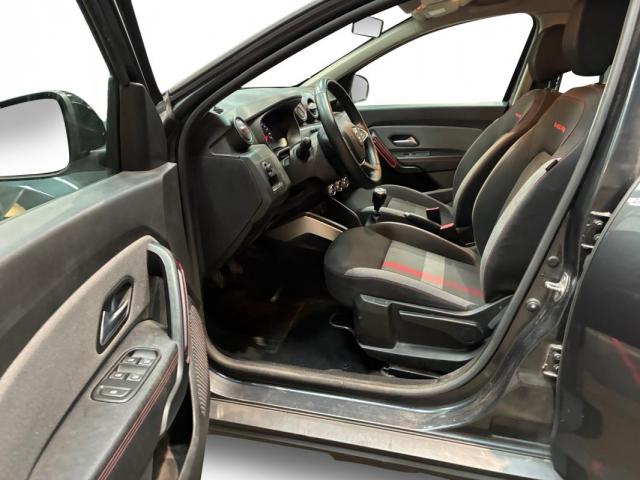 Dacia Duster image 1