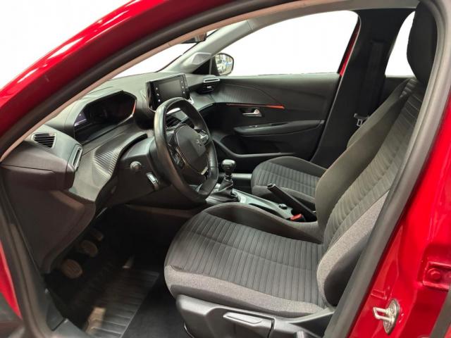 Peugeot 208 image 7