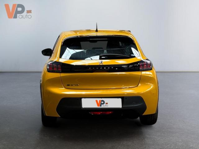 Peugeot 208 image 2