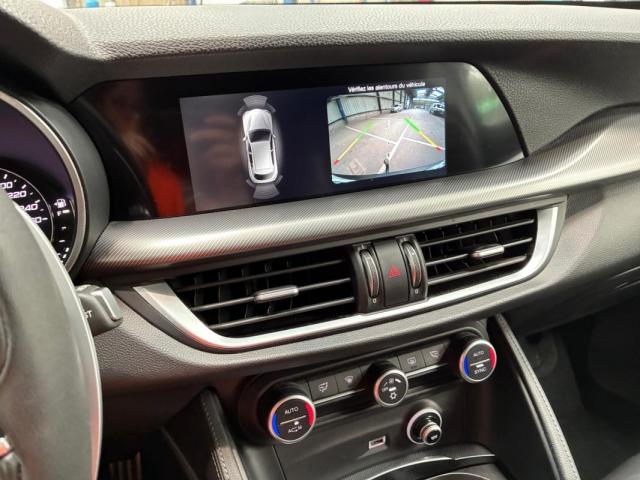 Alfa Romeo Stelvio image 4