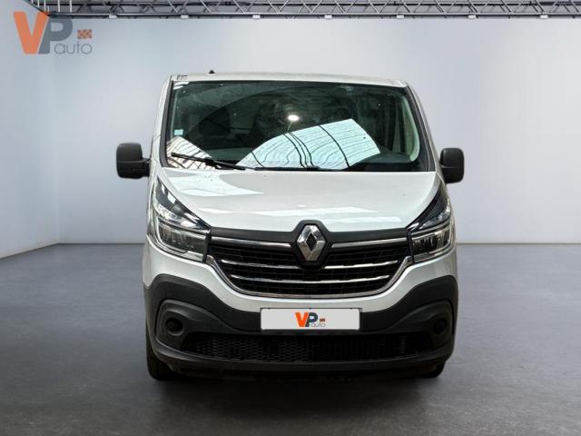 Renault Trafic image 1