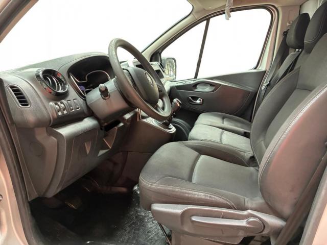 Renault Trafic image 7