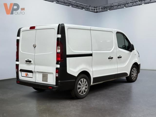 Renault Trafic image 3