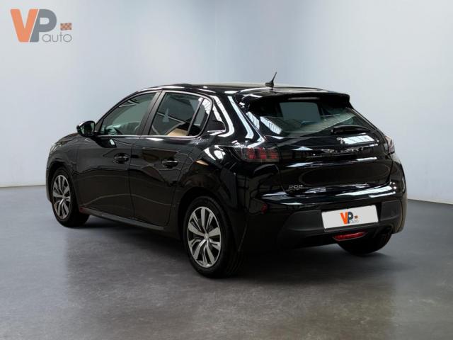 Peugeot 208 image 8