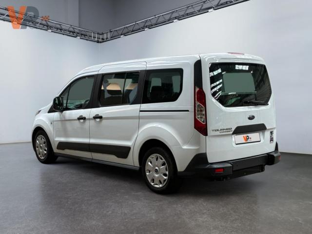Ford Grand Tourneo Connect image 2