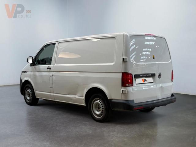 Volkswagen Transporter image 4