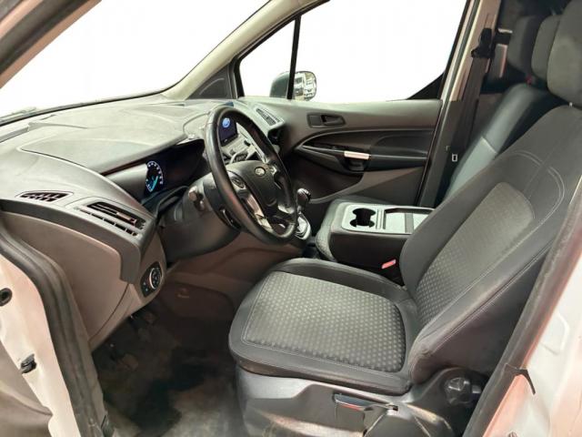 Ford Transit Connect image 6