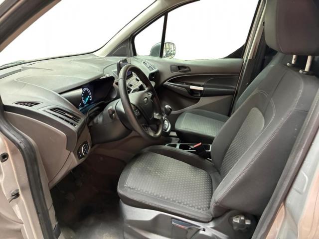 Ford Transit Connect image 7
