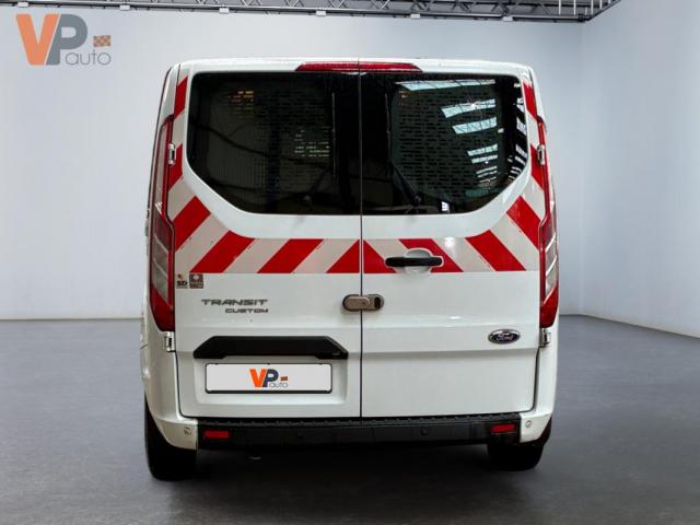 Ford Transit Custom image 3
