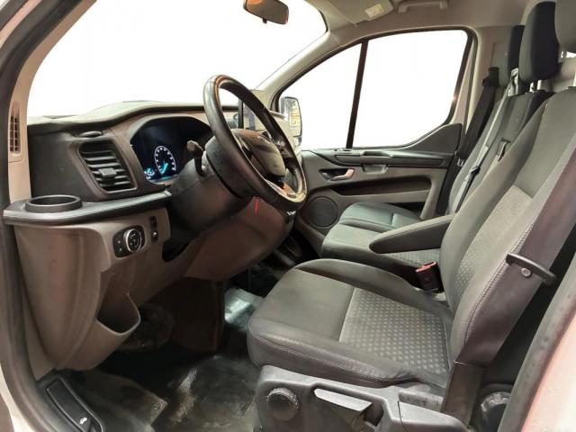 Ford Transit Custom image 7