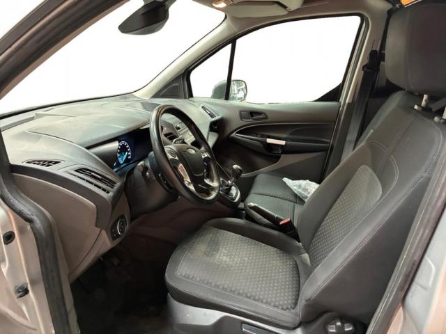 Ford Transit Connect image 5