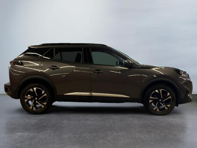 Peugeot 2008 image 1