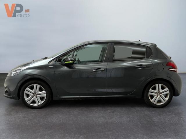 Peugeot 208 image 6