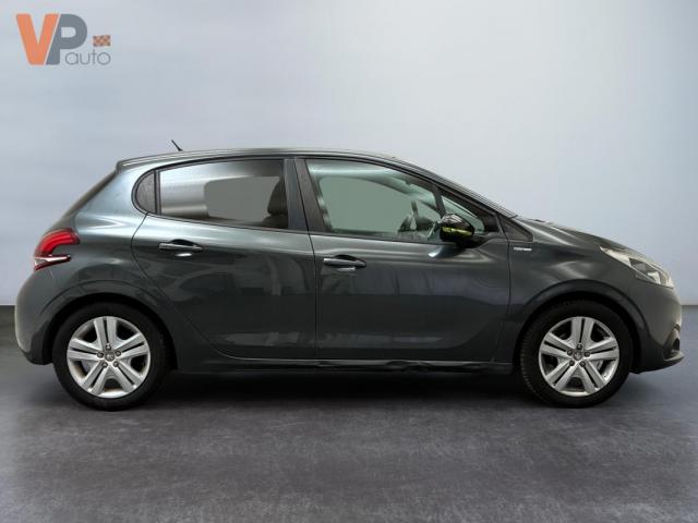 Peugeot 208 image 2