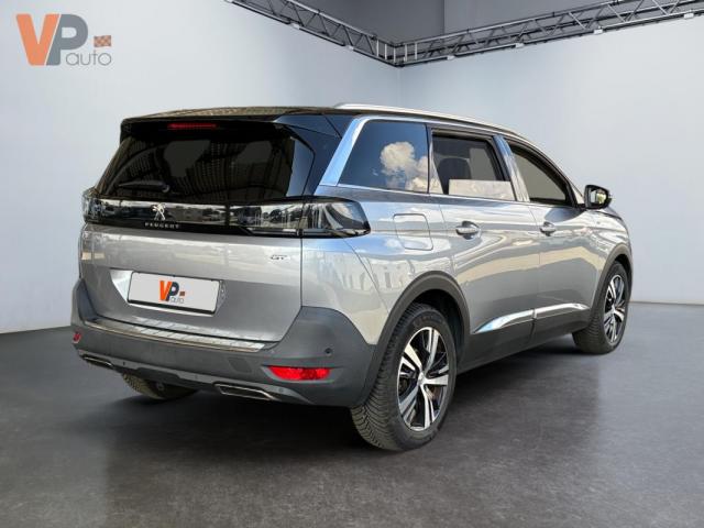 Peugeot 5008 image 1