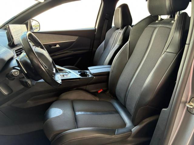 Peugeot 5008 image 2