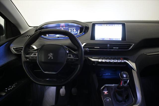 Peugeot 5008 image 8