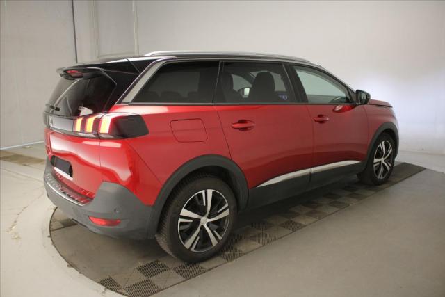 Peugeot 5008 image 5