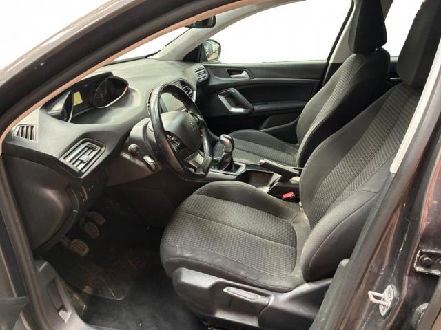 Peugeot 308 image 5