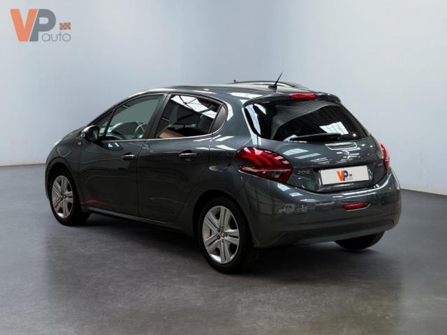 Peugeot 208 image 2