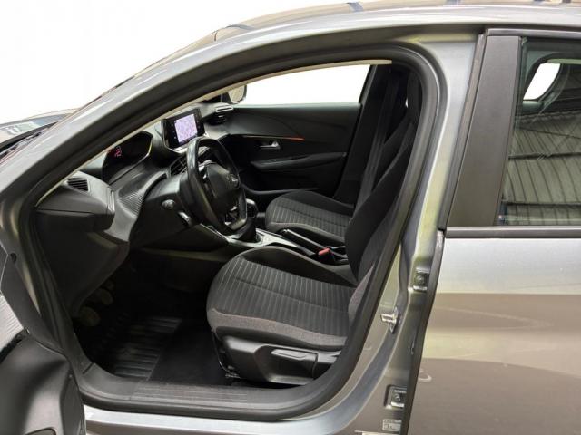 Peugeot 208 image 5