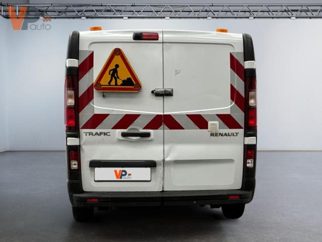 Renault Trafic image 8