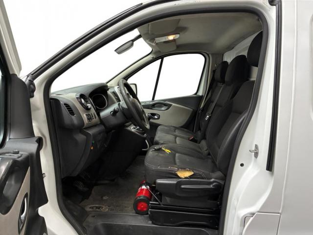 Renault Trafic image 5