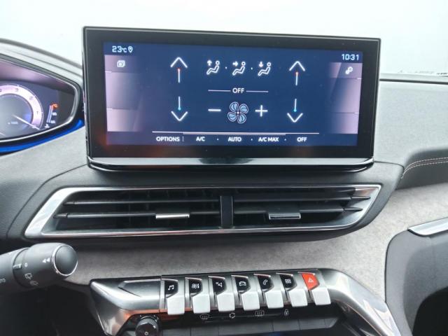 Peugeot 5008 image 2