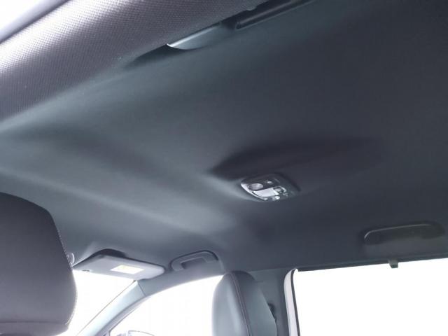 Peugeot 5008 image 8