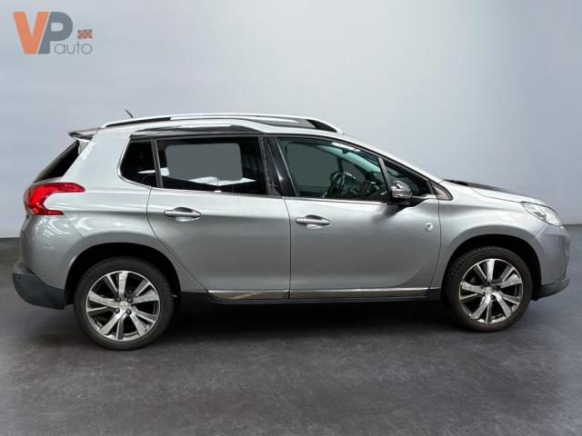 Peugeot 2008 image 8