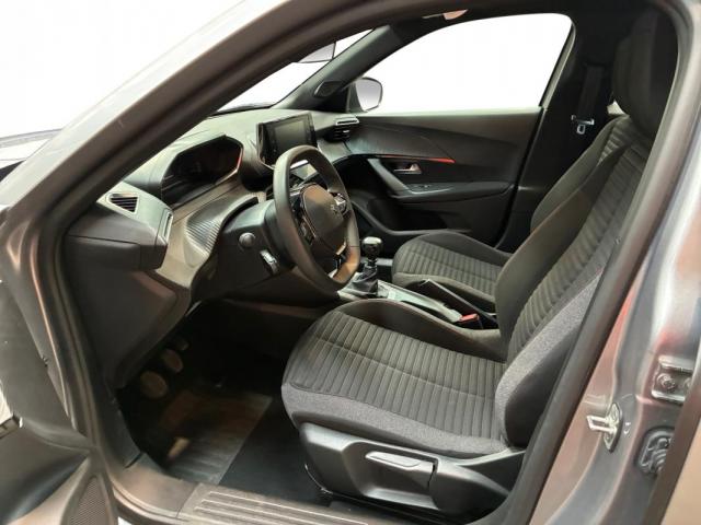 Peugeot 2008 image 2