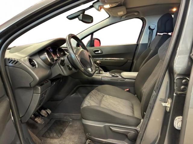 Peugeot 3008 image 6