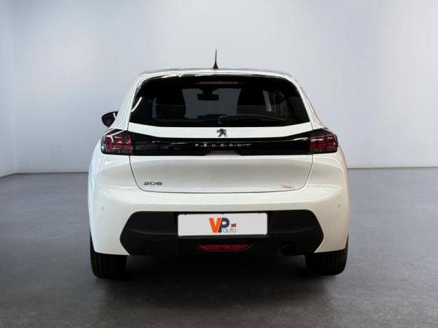 Peugeot 208 image 8