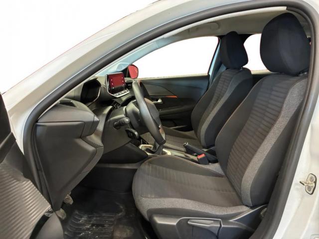 Peugeot 208 image 6